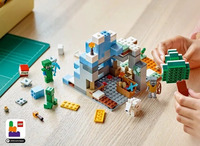 Конструктор LEGO Minecraft Замерзлі верхівки (21243)