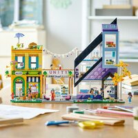 Конструктор Lego Friends Квіткові та дизайнерські крамниці у центрі міста (41732)
