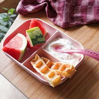 Набор детской силиконовой посуды Beaba: тарелка и ложка, розовый (913456)