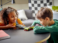 Конструктор LEGO Speed Champions Aston Martin Valkyrie AMR Pro и Aston Martin Vantage GT3 (76910)