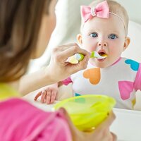 Гречневая каша Kabrita на козьем молоке с яблоком и абрикосом