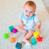 Набір розвивальних іграшок Infantino у тубусі (216289I)