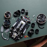 Конструктор LEGO Technic Peugeot 9X8 24H Le Mans Hybrid Hypercar (42156)