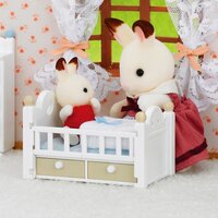 Ігровий набір Шоколадний кролик в ліжечку Sylvanian Families (5017)