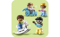 Конструктор LEGO DUPLO Будні в дитячому садку (10992)