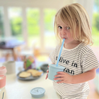 Чашка-контейнер с трубочкой силиконовая MinikOiOi Sip+Snack Aqua Green/Powder Grey (101100107)