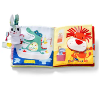 Розвиваюча м'яка книга Lilliputiens Кролик - зубний лікар (86831)