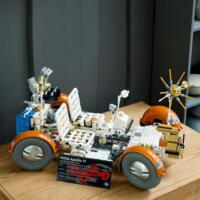 Конструктор LEGO Technic Місячний автомобіль NASA Apollo, 1913 деталей (42182)