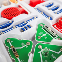 Конструктор электронный Doka, 118 схем (D70701)