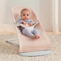 Шезлонг BABYBJÖRN Balance Soft MESH Pearly Pink/White (7317680051424)