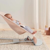 Шезлонг BABYBJÖRN Balance Soft MESH Pearly Pink/White (7317680051424)