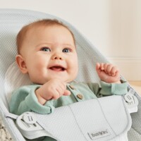 Шезлонг BABYBJÖRN Balance Soft MESH Silver/White (7317680051295)