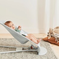 Шезлонг BABYBJÖRN Balance Soft MESH Silver/White (7317680051295)