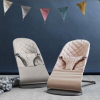 Шезлонг BabyBjorn Bliss Cotton Anthracite Petal Quilt, рама Dark Grey + іграшка Googly Eyes Black & White (7317686060284)