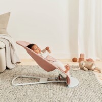 Шезлонг BabyBjorn Bliss Cotton Dusty Pink Petal Quilt, рама Light Grey (7317680061225)