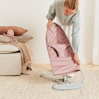 Шезлонг BabyBjorn Bliss Cotton Dusty Pink Petal Quilt, рама Light Grey (7317680061225)