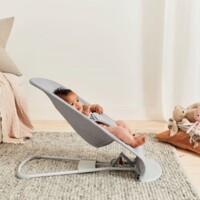 Шезлонг BabyBjorn Bliss Cotton Petal Quilt Light Grey, рама Light Grey (7317680061249)