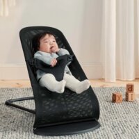 Шезлонг BabyBjorn Bliss Mesh Black, рама Black + іграшка Googly Eyes Black & White (7317686060253)