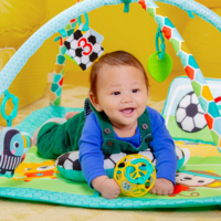 Розвиваючий килимок Bright Starts "Grip & Kick Oball" (17165.00)