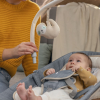 Шезлонг Ingenuity Parker-Chambray с технологией Happy Belly (16853)