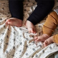 Детский флисовый плед Elodie Details Pearl Velvet Monogram, 75 x 100 см (7333222001290)