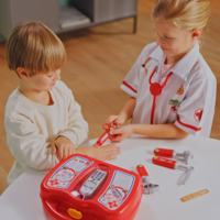 Дитячий кейс лікаря Klein (4353)