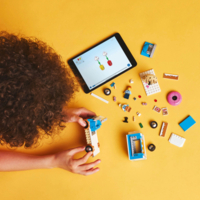 Конструктор LEGO City Вантажівка з пончиками (60452)