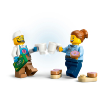 Конструктор LEGO City Вантажівка з пончиками (60452)