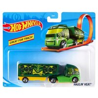 Вантажівка-трейлер Hot Wheels (в асорт.)