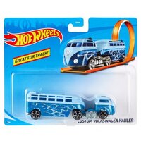 Вантажівка-трейлер Hot Wheels (в асорт.)