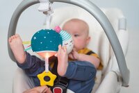 Музична іграшка-підвісок Taf Toys Сонний Місяць (12585)