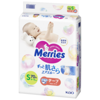 Підгузки Merries розмір S, 4-8 кг, 70 шт. (4901301418982) 