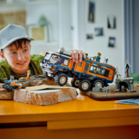 Конструктор LEGO City Арктический исследовательский грузовик с научной лабораторией (60471)