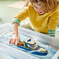 Конструктор LEGO City Переслідування на поліцейському катері (60456)