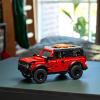 Конструктор LEGO Technic Позашляховик Ford Bronco® (42213)