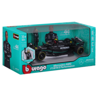 Автомодель с фигуркой Bburago Mercedes-AMG F1 W14 E Performance 1:24 (18-28037)
