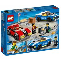 Конструктор LEGO City Поліцейський арешт на автостраді (60242)
