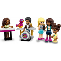 Конструктор LEGO Friends Родинний будинок Андреа (41449)