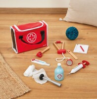 Ігровий набір Janod Валіза лікаря (J06513)