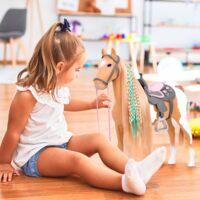 Ігрова фігура Our Generation Кінь із довгою гривою 50см (BD38030Z)