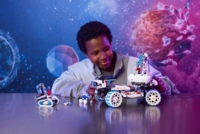 Конструктор LEGO Technic Місяцехід Lunar Outpost. Космічний корабель (42211)