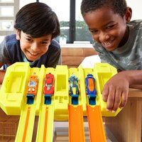 Ігровий набір Hot Wheels Track builder Грандіозні трюки (GLC95)