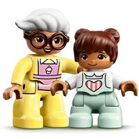 Конструктор LEGO DUPLO Town Пекарня (10928)