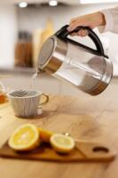 Електрочайник Gorenje, strix контроль, скло+метал 2200 Вт 1.7л (K17GDWII)