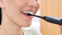 Насадки для звукової зубної щітки Philips Sonicare Optimal White (HX6062/88)