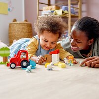 Конструктор LEGO DUPLO Сільськогосподарський трактор і догляд за тваринами (10950)