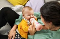 Пляшка для годування пластикова Chicco Perfect 5 із силіконовою соскою 4+ міс. 300 мл Рожева (20235.10.40)