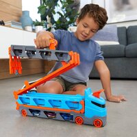 Трек Hot Wheels City Вантажівка-транспортер Суперперегони 2 в 1 (GVG37)