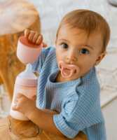 Бутылочка силиконовая Suavinex Colour Essenceс, 240 мл (308654)