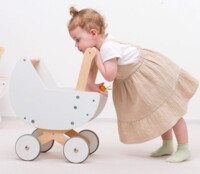 Візочок для ляльок з постільною білизною New Classic Toys, біла (10760)